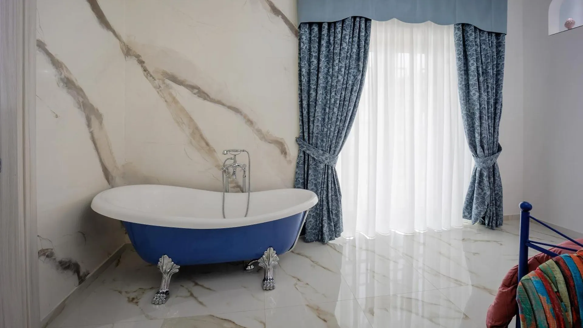 Reddimus Guest House Napoli Bed & Breakfast